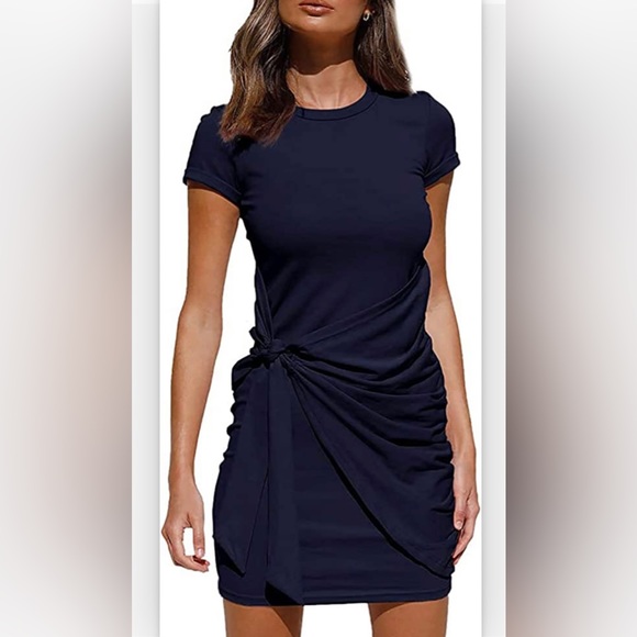 BTBFM Dresses & Skirts - 🎉HP🎉 BTFBM Navy Crew Neck Short-Sleeve Ruched Bodycon Casual Tie-Waist Dress